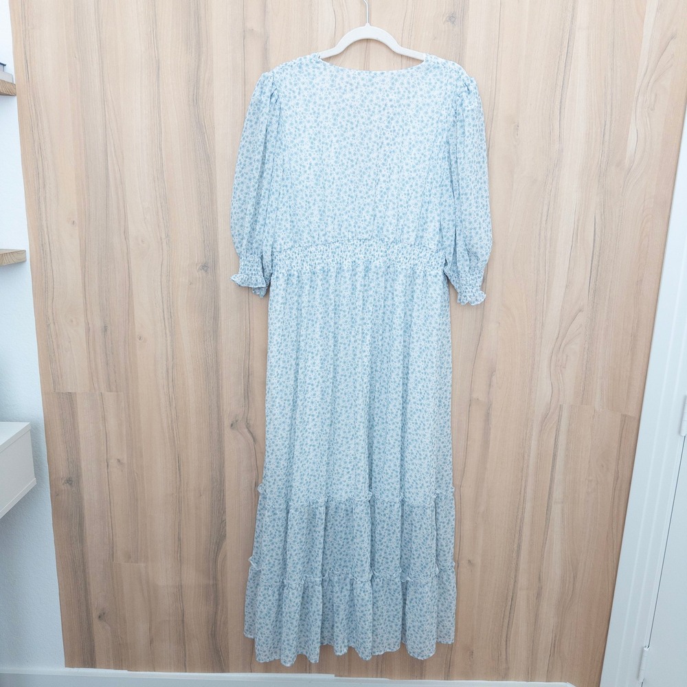 Arula Floral Maxi Dress Size 1X Blue Tiered Smocked Cottage Boho Prairie Flowy - Picture 7 of 8